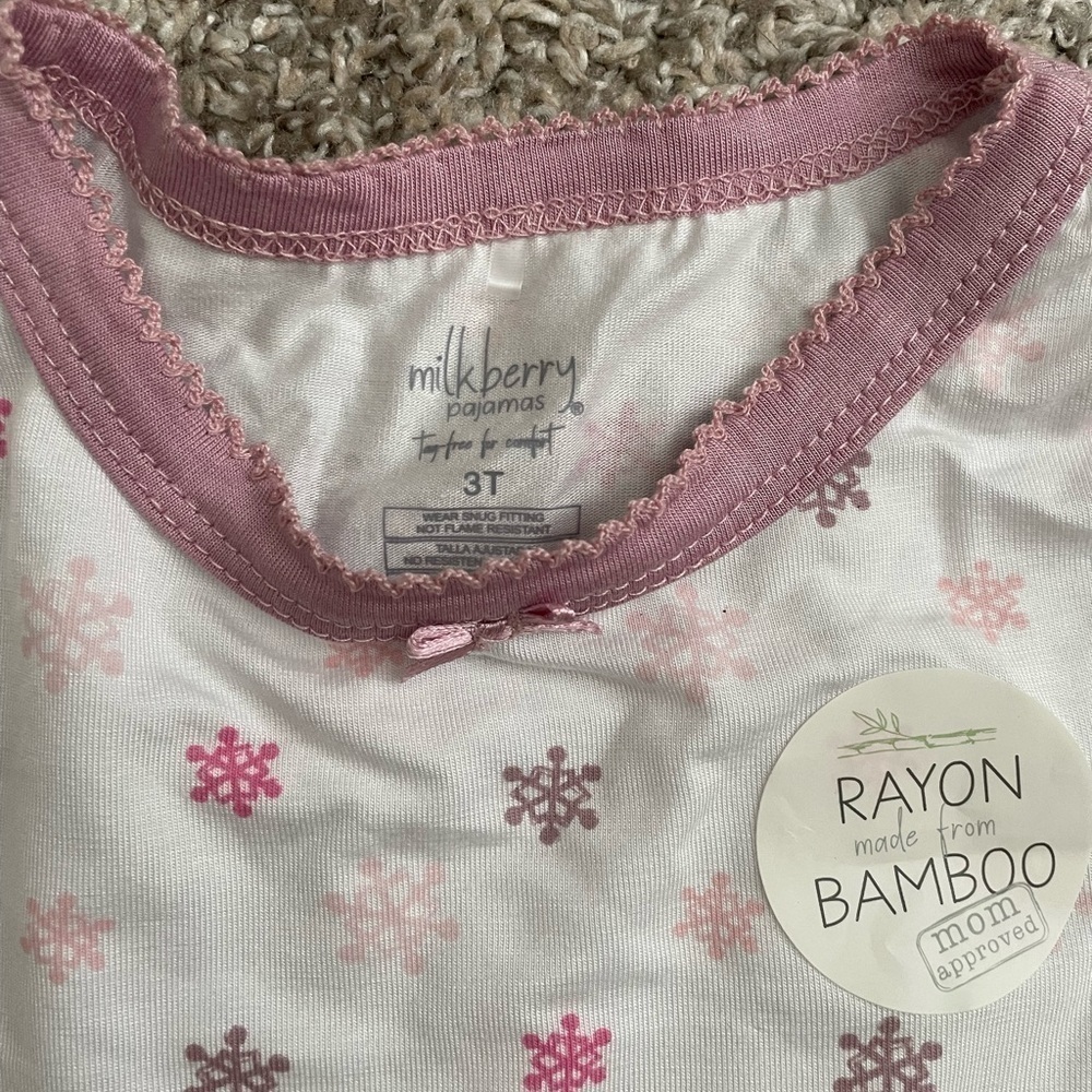 Pair of two NWT Milkberry 3t girl pj sets lightweight - Picture 3 of 10